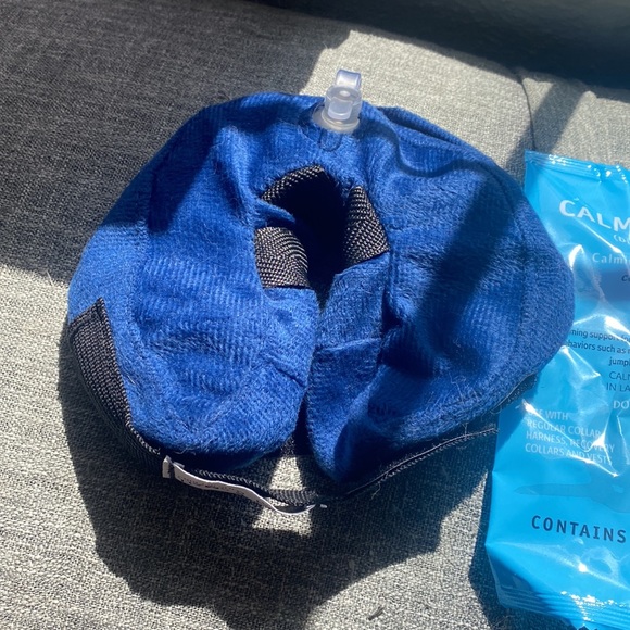 XS Premium inflatable protective collar for dogs and cats - Picture 4 of 5